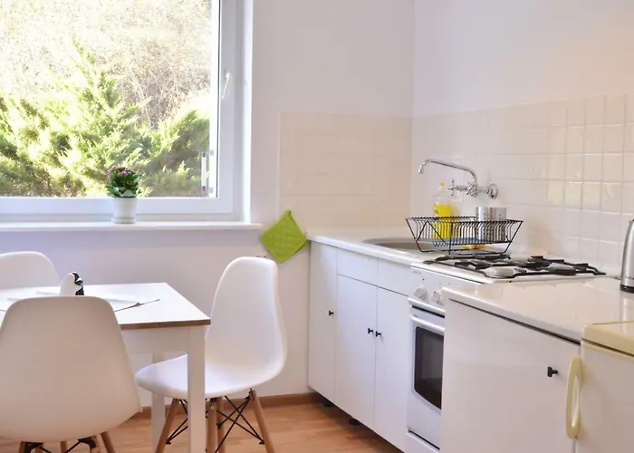 Private Near The Centre *